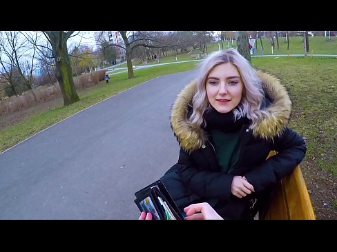 ❤️ Para için bir yabancının sıcak boşalmasını yutar - parkta Eva Elfie tarafından oral seks Porno tr.porn-tub-sexer.ru ﹏